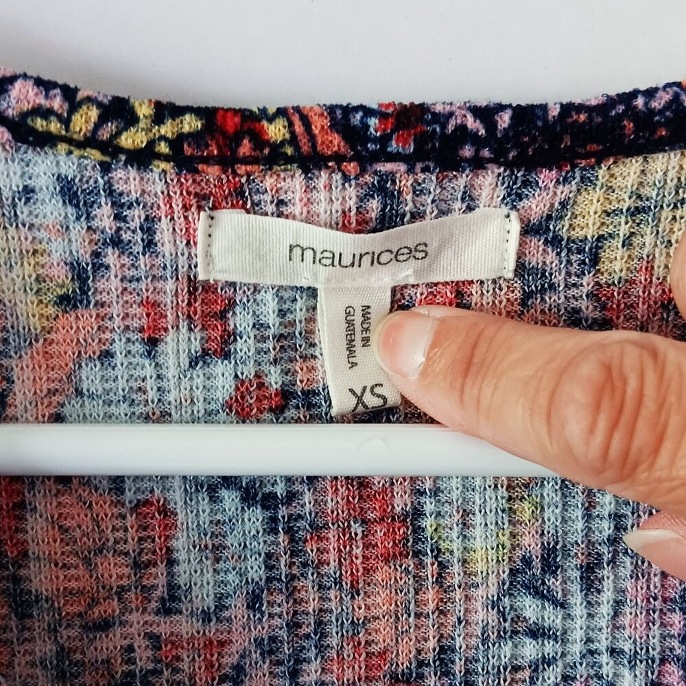 MAURICES Navy Multicolored Floral Tank Top Size XS - Picture 7 of 9